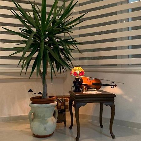 Guest House Nuhii Ούλτσιν Εξωτερικό φωτογραφία
