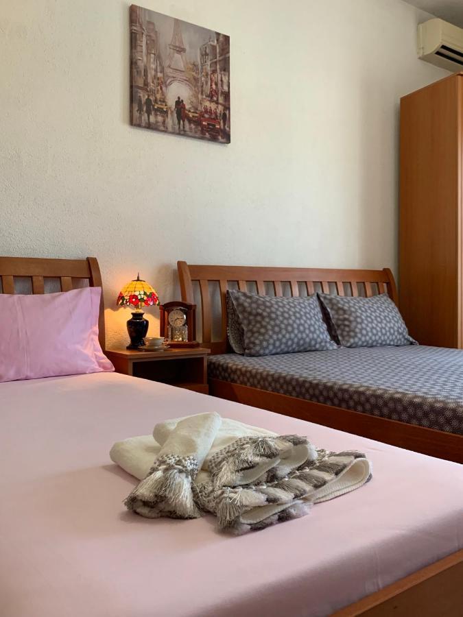 Guest House Nuhii Ούλτσιν Εξωτερικό φωτογραφία