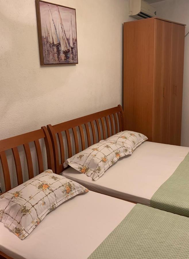 Guest House Nuhii Ούλτσιν Εξωτερικό φωτογραφία