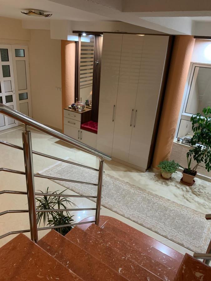 Guest House Nuhii Ούλτσιν Εξωτερικό φωτογραφία