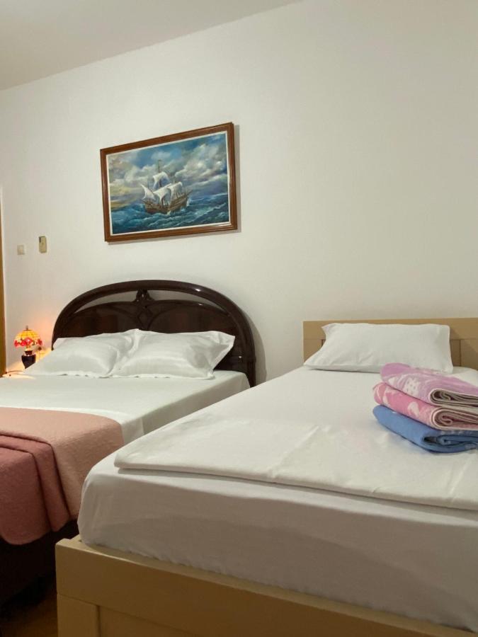 Guest House Nuhii Ούλτσιν Εξωτερικό φωτογραφία